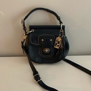 Coach crossbody/wrist bag. Navy blue New